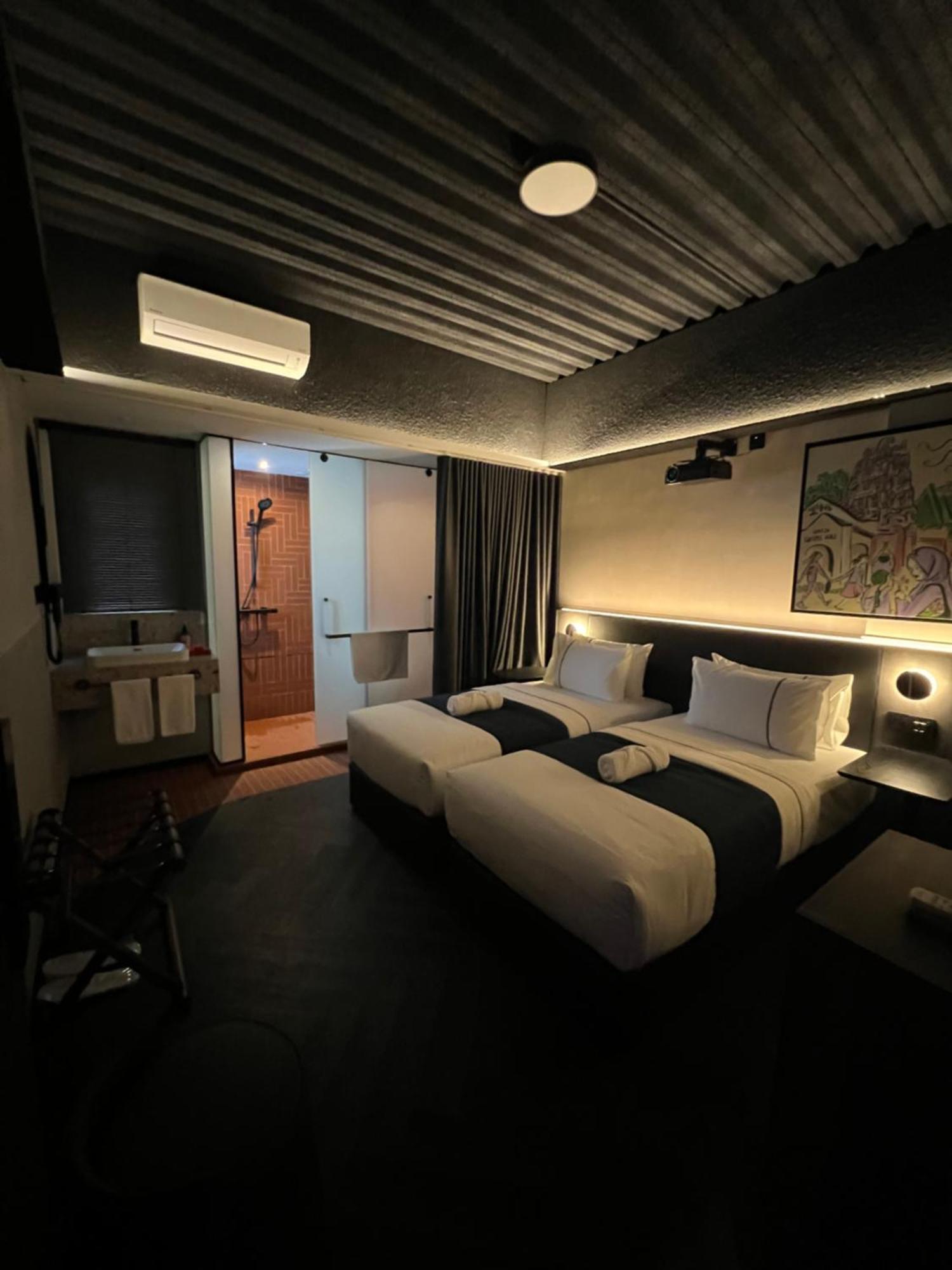 B Hotel クアラルンプール エクステリア 写真