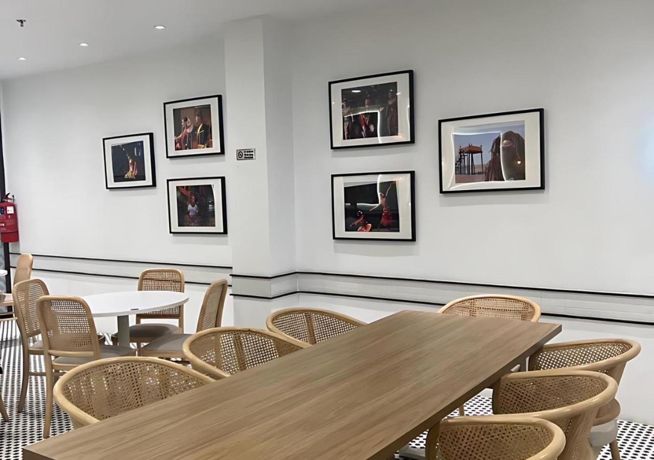 B Hotel クアラルンプール エクステリア 写真