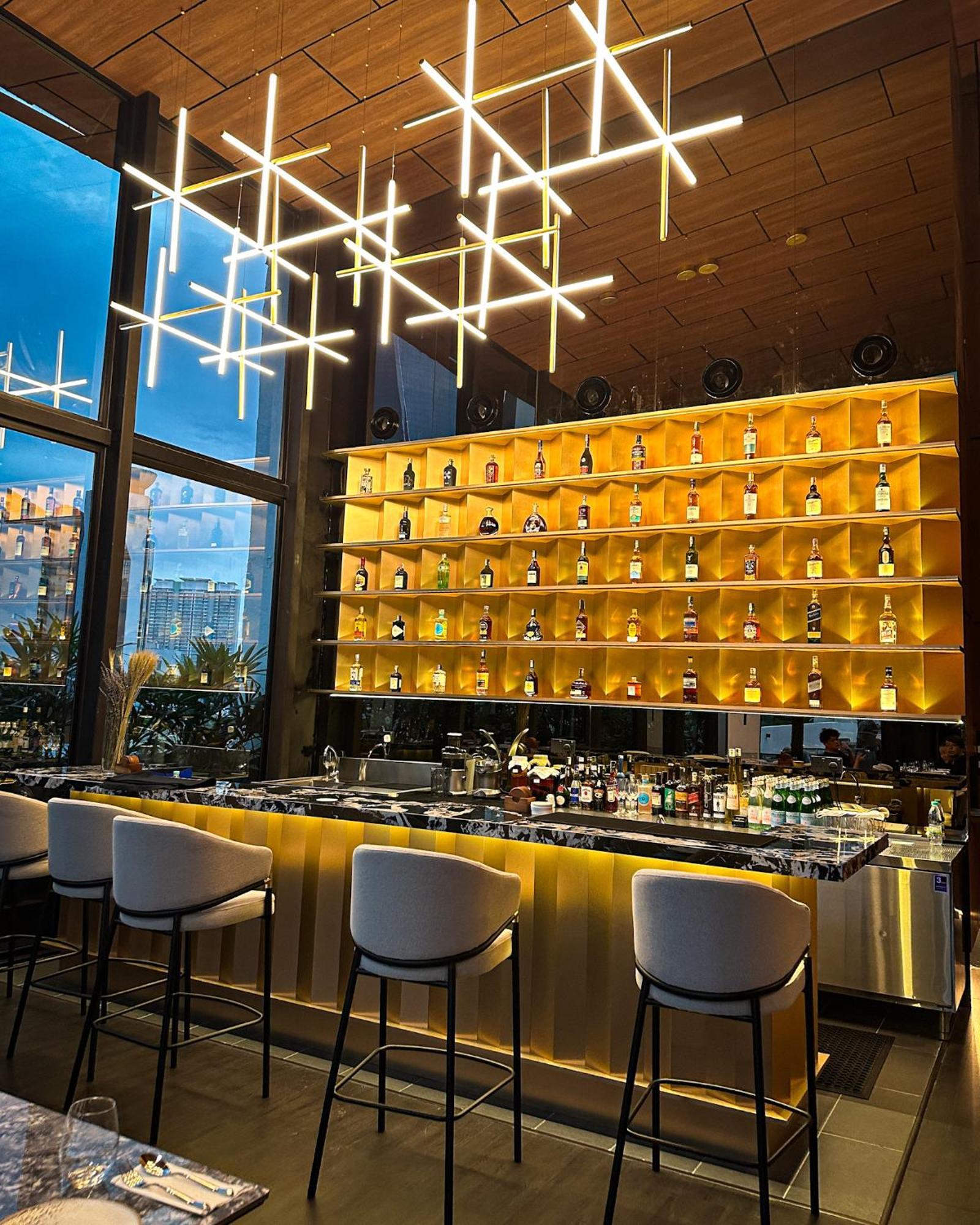 B Hotel クアラルンプール エクステリア 写真